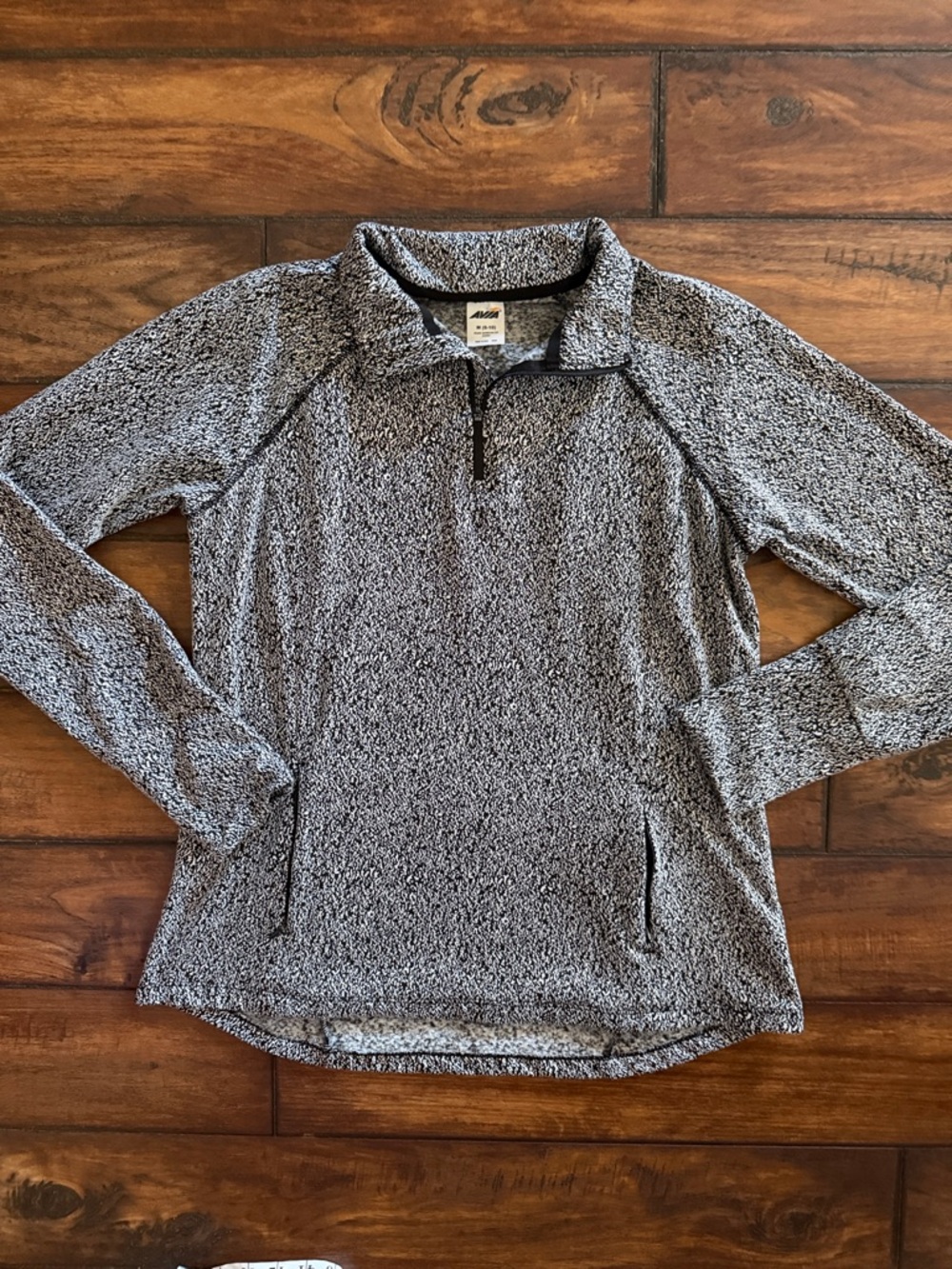 Avia Like New Black and White Quarter-Zip Pullover